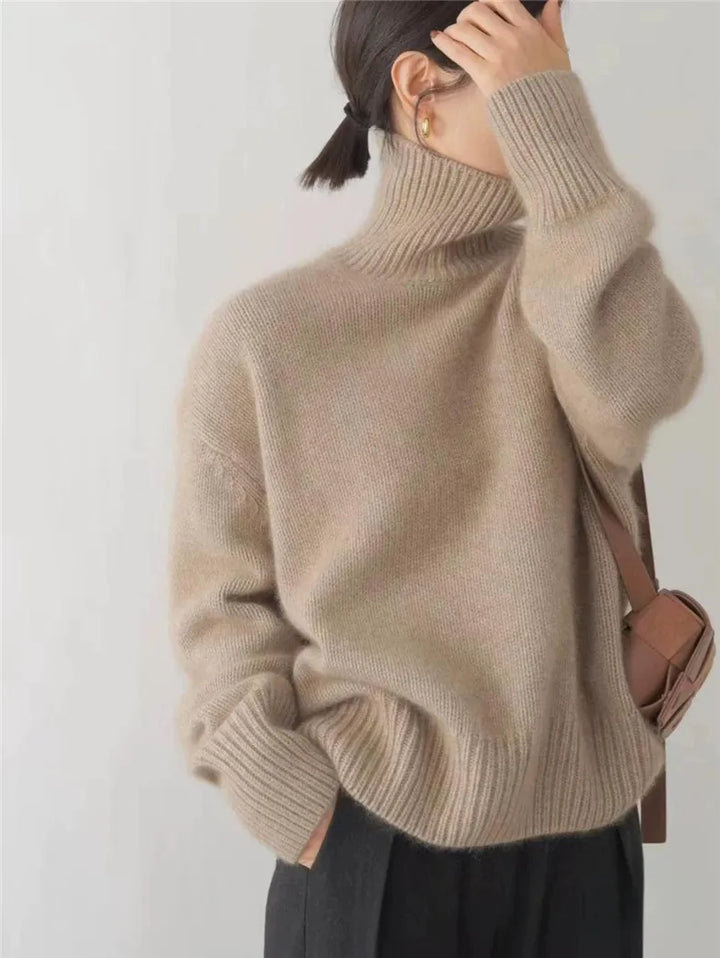 Isabella Timeless Cashmere Turtleneck